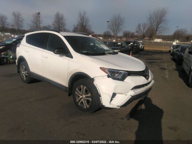 Photo 0 VIN: 2T3BFREV0JW742590 - TOYOTA RAV4 