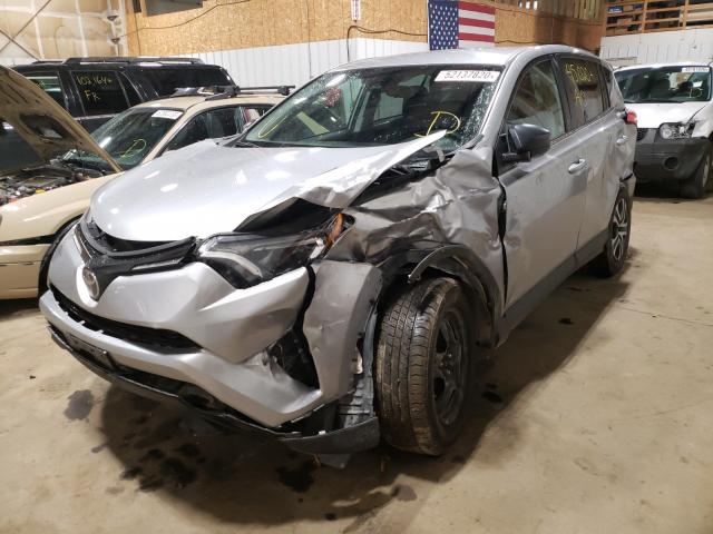 Photo 1 VIN: 2T3BFREV0JW767926 - TOYOTA RAV4 LE 