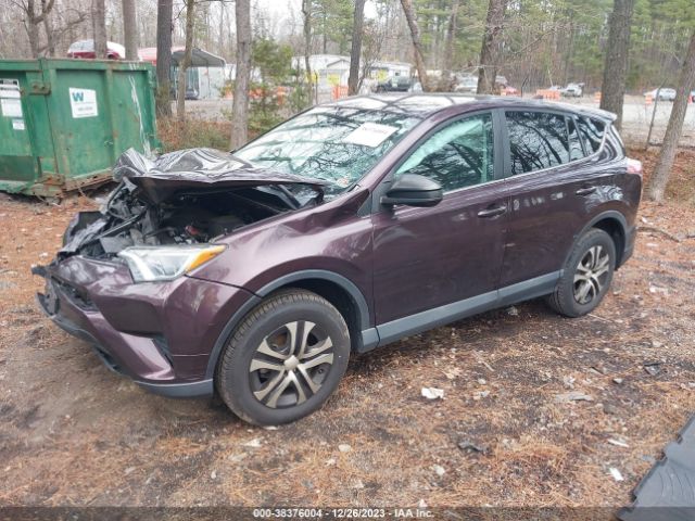 Photo 1 VIN: 2T3BFREV0JW811858 - TOYOTA RAV4 