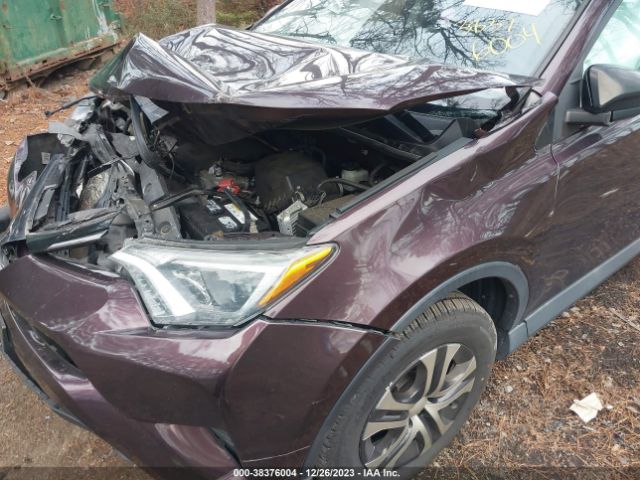 Photo 5 VIN: 2T3BFREV0JW811858 - TOYOTA RAV4 