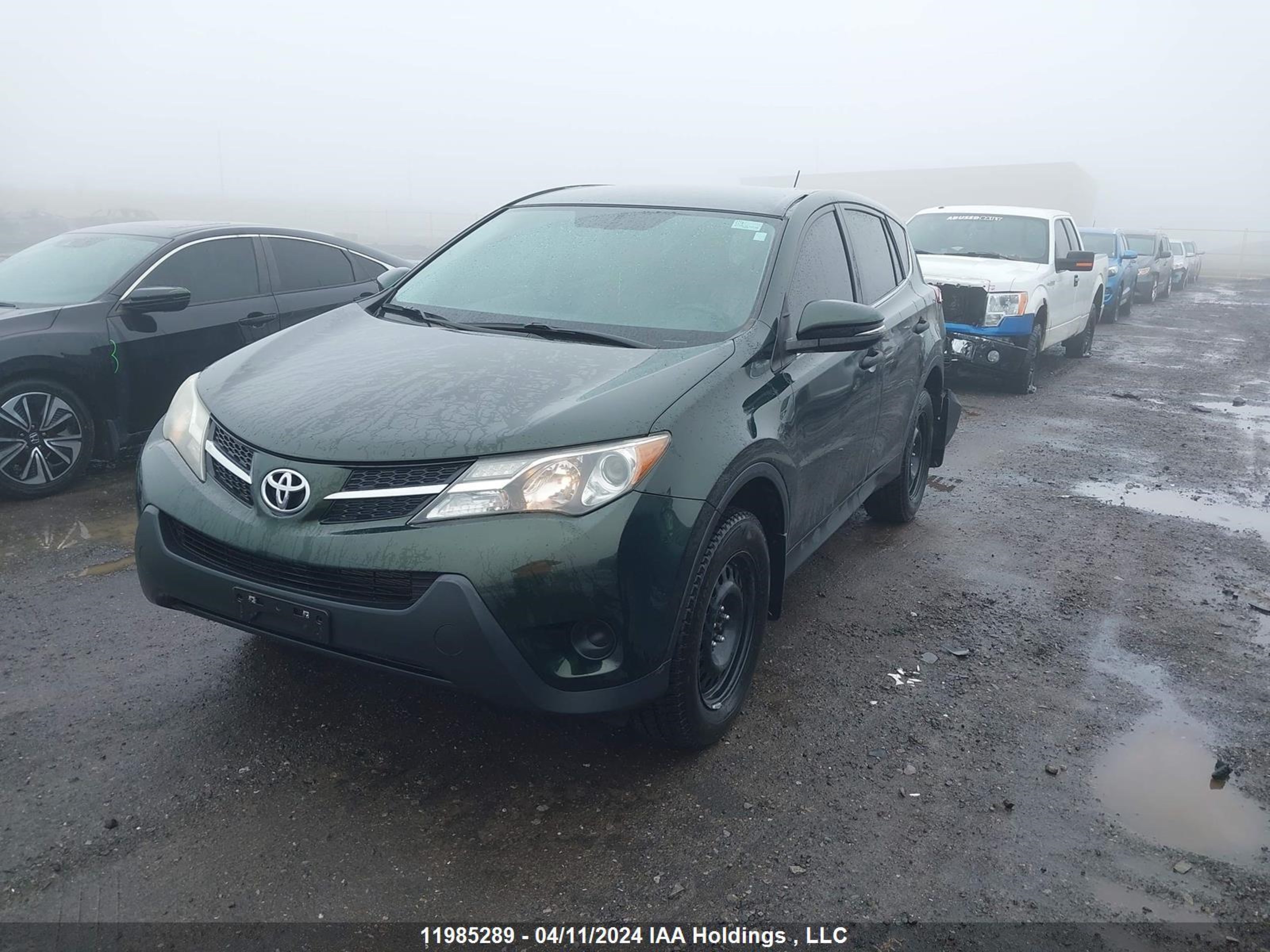 Photo 1 VIN: 2T3BFREV1DW047006 - TOYOTA RAV 4 