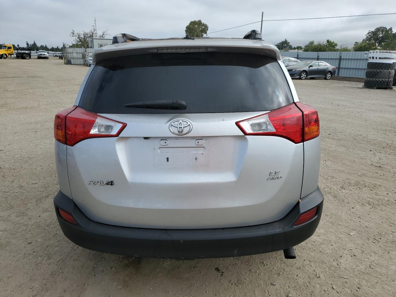 Photo 5 VIN: 2T3BFREV1EW148161 - TOYOTA RAV 4 