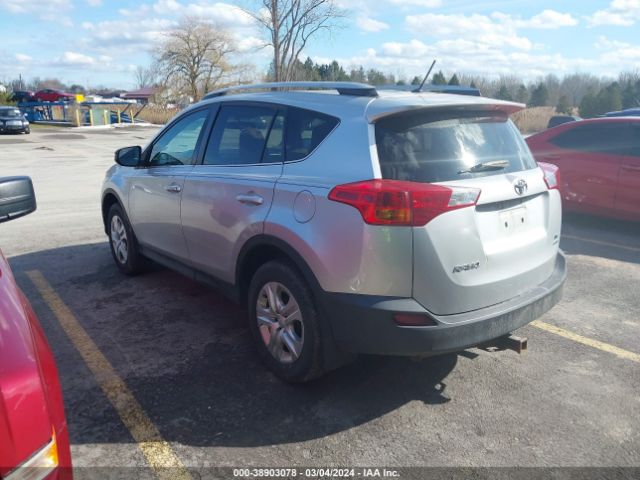 Photo 2 VIN: 2T3BFREV1FW310274 - TOYOTA RAV4 