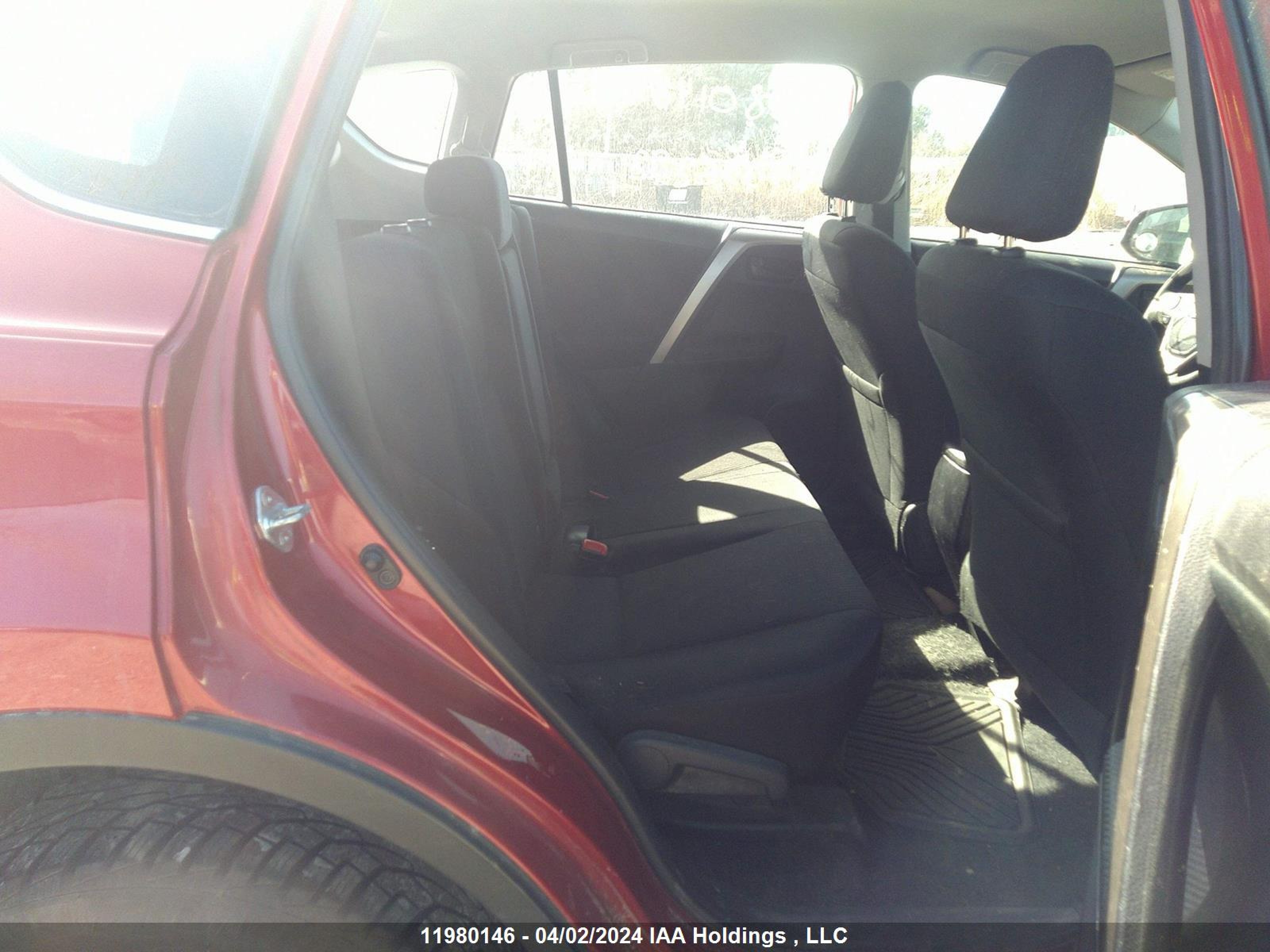 Photo 7 VIN: 2T3BFREV1FW336292 - TOYOTA RAV 4 