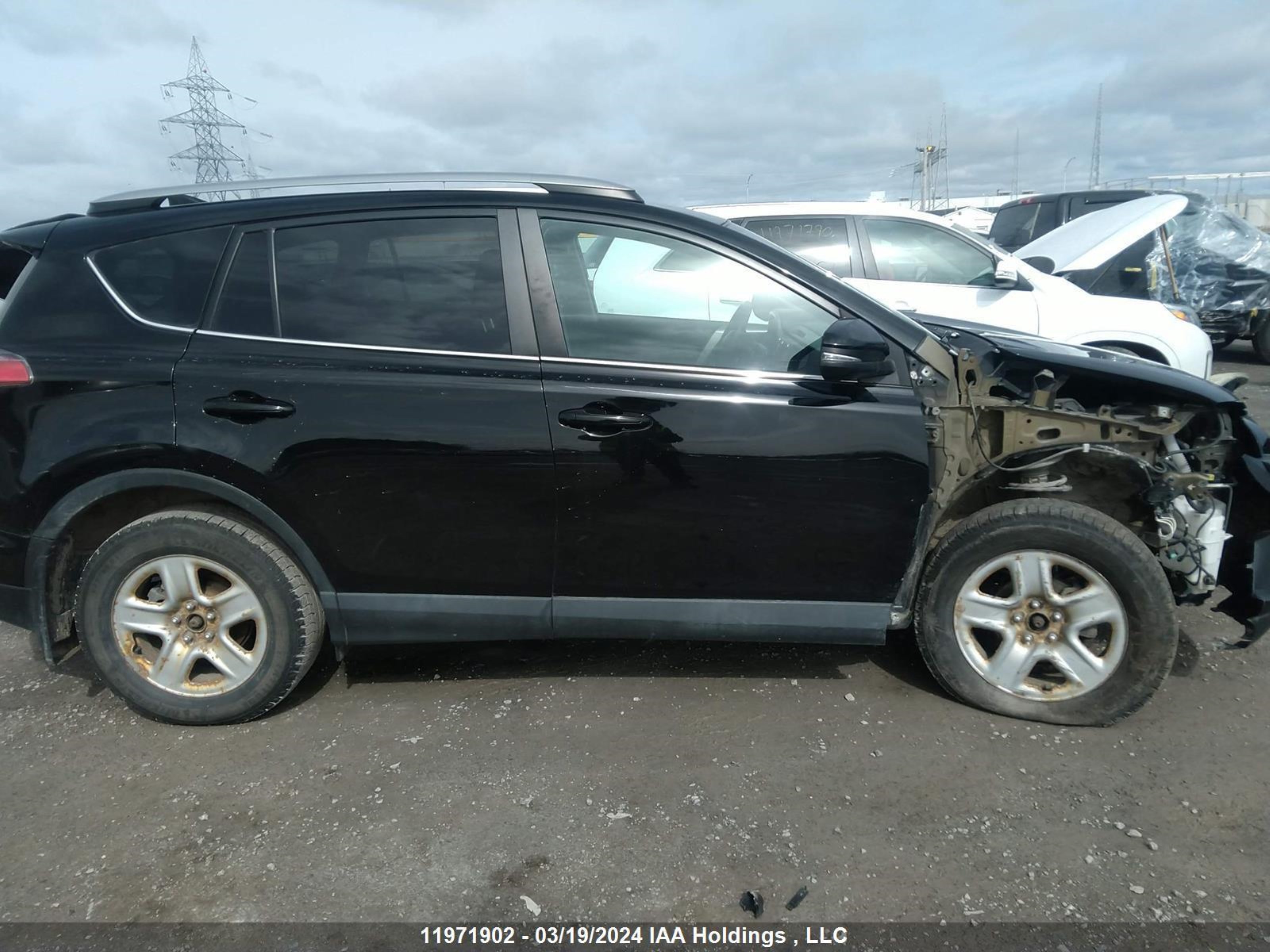 Photo 11 VIN: 2T3BFREV1HW550508 - TOYOTA RAV 4 