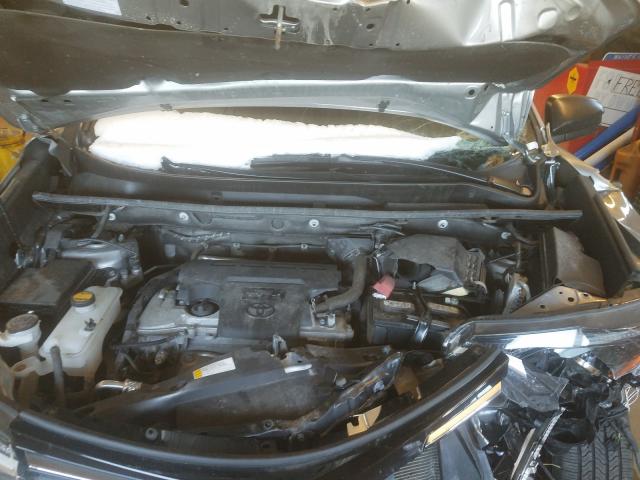 Photo 6 VIN: 2T3BFREV1HW680062 - TOYOTA RAV4 LE 