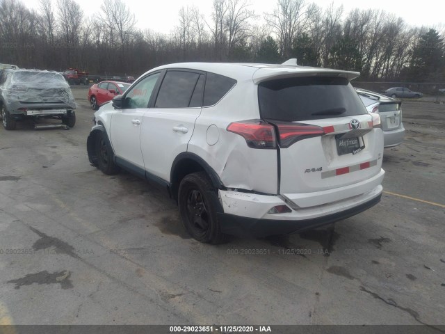 Photo 2 VIN: 2T3BFREV1JW711610 - TOYOTA RAV4 