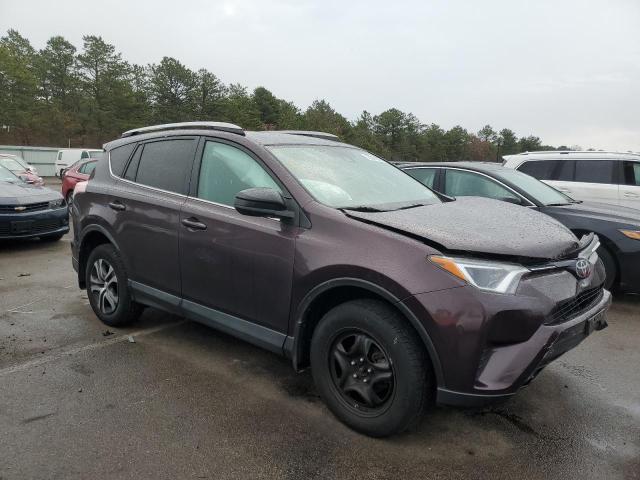 Photo 3 VIN: 2T3BFREV1JW807611 - TOYOTA RAV4 LE 