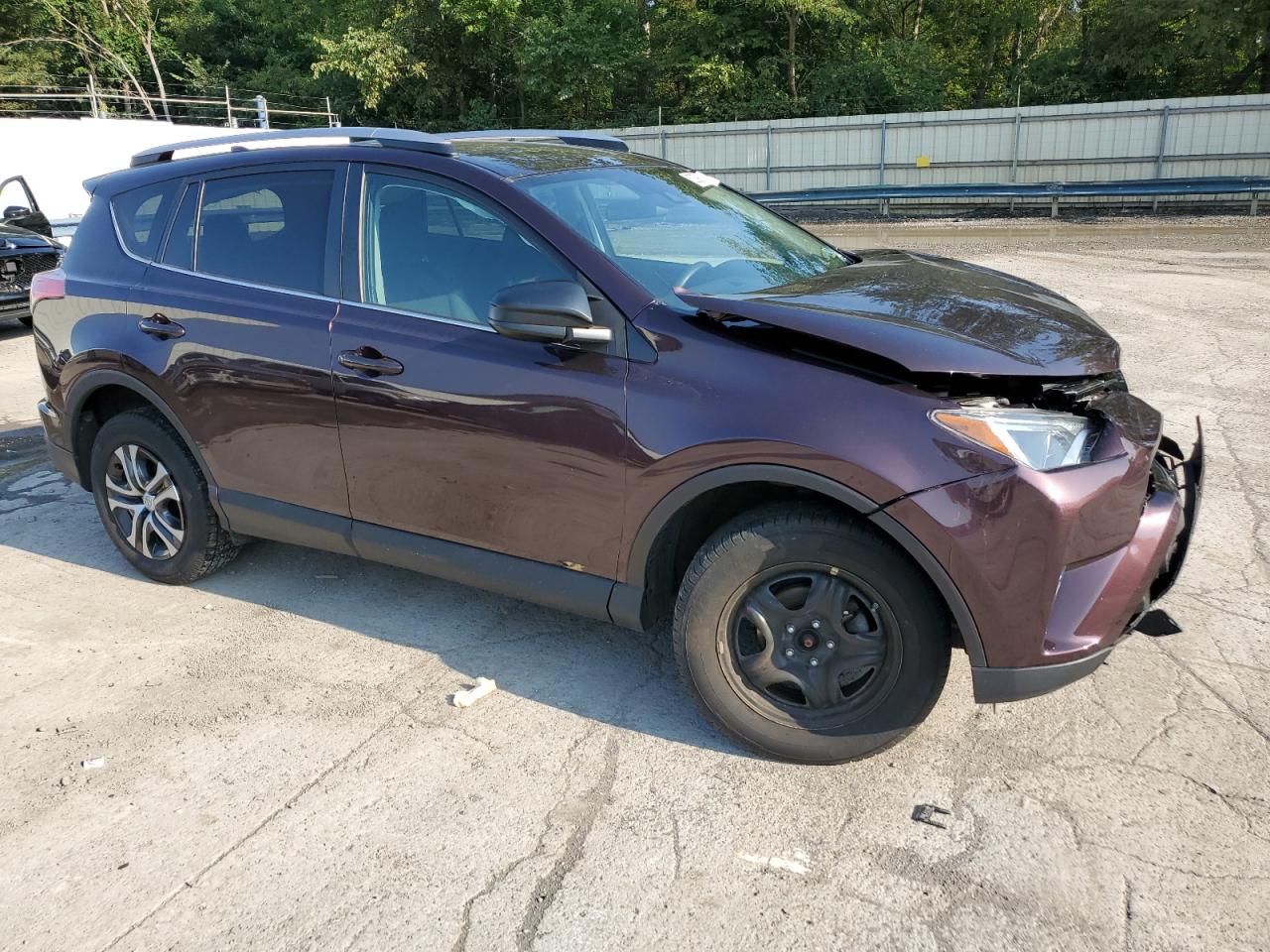 Photo 3 VIN: 2T3BFREV1JW827342 - TOYOTA RAV 4 