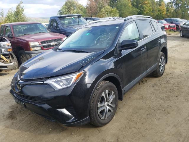 Photo 1 VIN: 2T3BFREV1JW841838 - TOYOTA RAV4 LE 