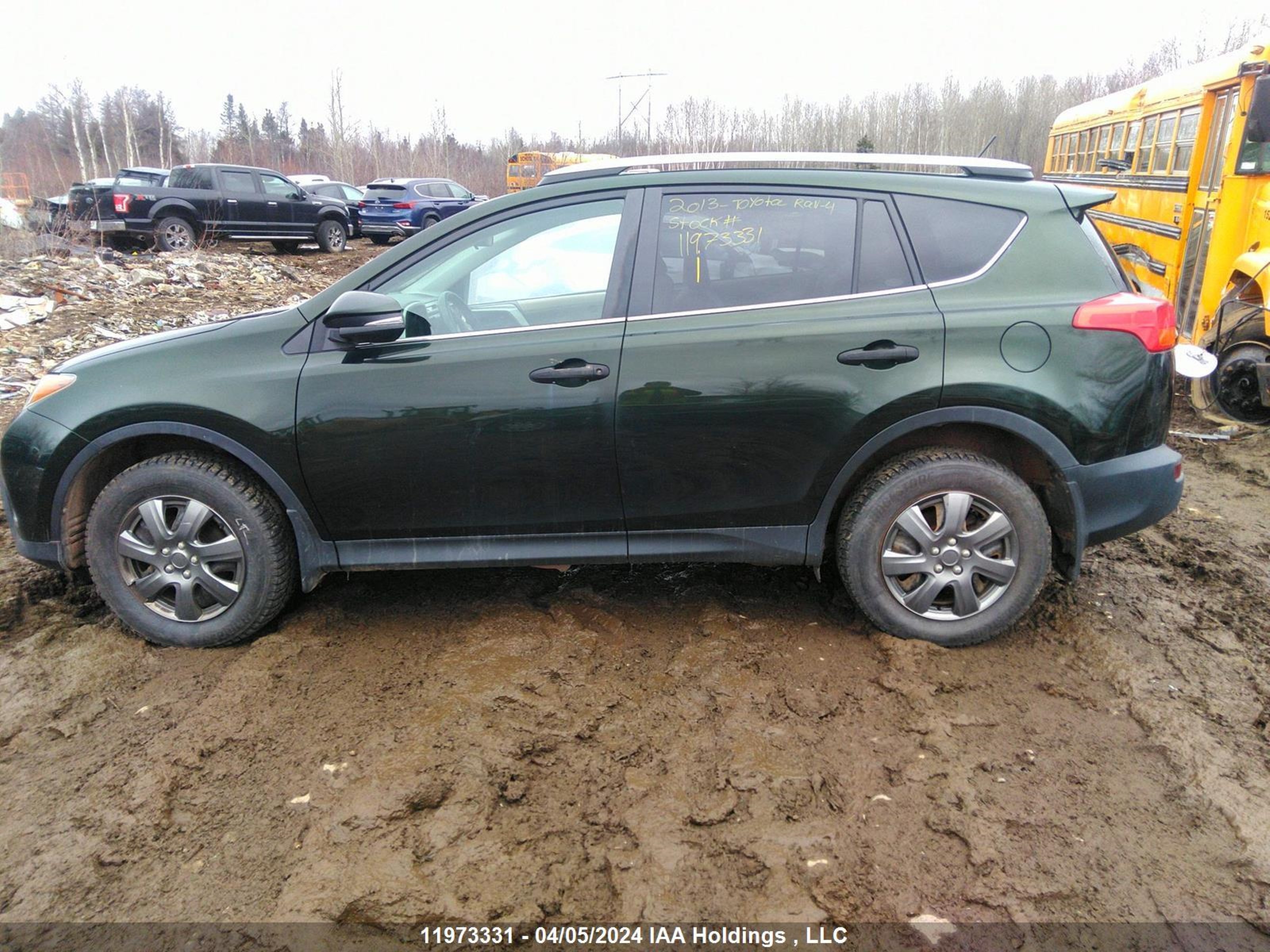 Photo 13 VIN: 2T3BFREV2DW005167 - TOYOTA RAV 4 