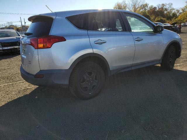 Photo 2 VIN: 2T3BFREV2DW055275 - TOYOTA RAV4 LE 