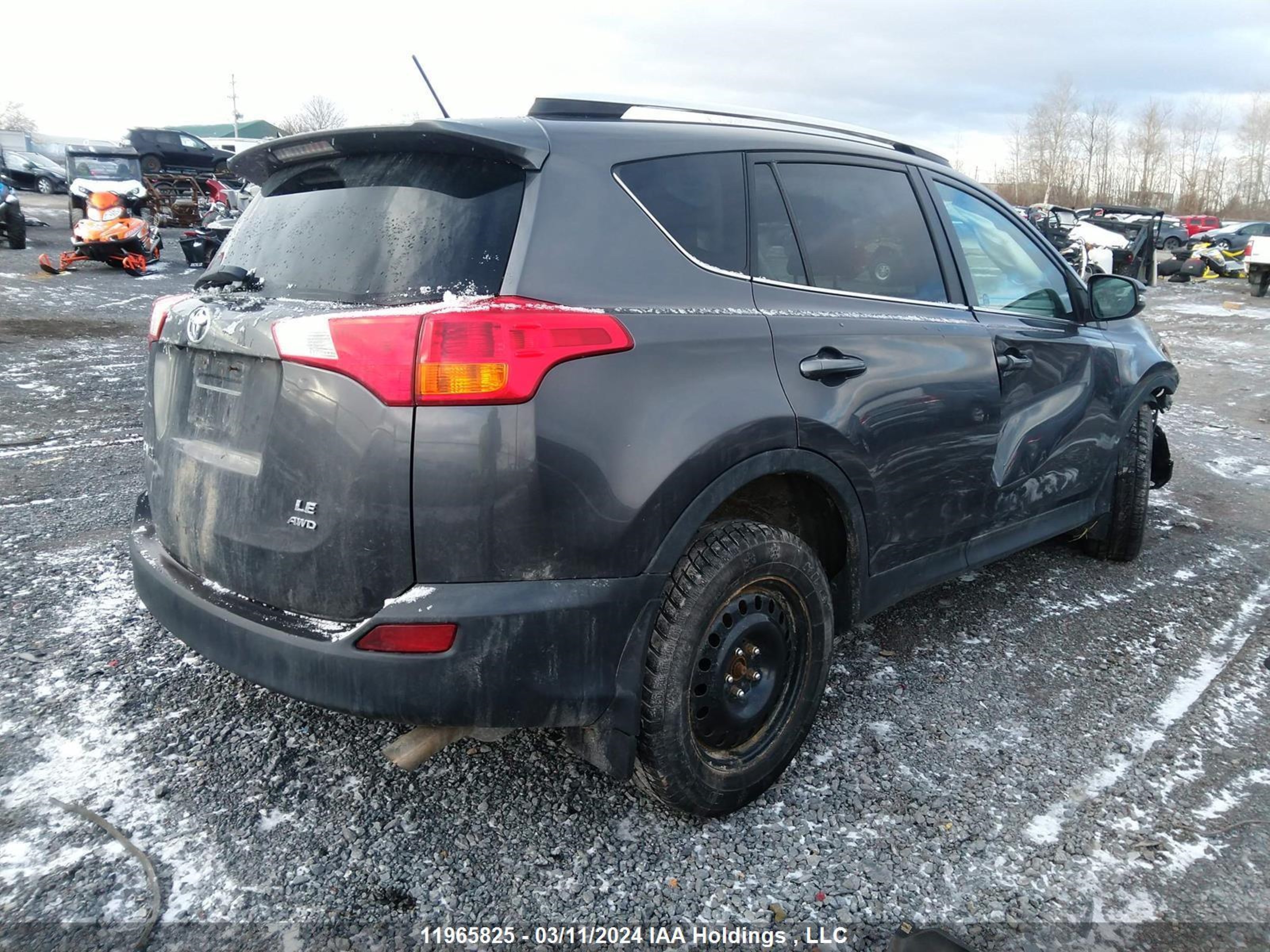 Photo 3 VIN: 2T3BFREV2FW289922 - TOYOTA RAV 4 