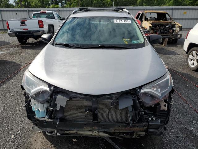 Photo 4 VIN: 2T3BFREV2GW411387 - TOYOTA RAV4 LE 