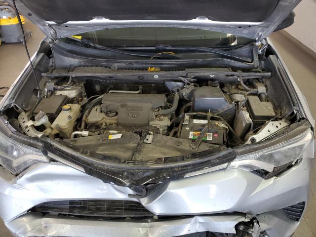 Photo 11 VIN: 2T3BFREV2GW451663 - TOYOTA RAV4 LE 