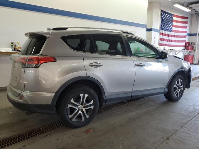 Photo 2 VIN: 2T3BFREV2GW451663 - TOYOTA RAV4 LE 