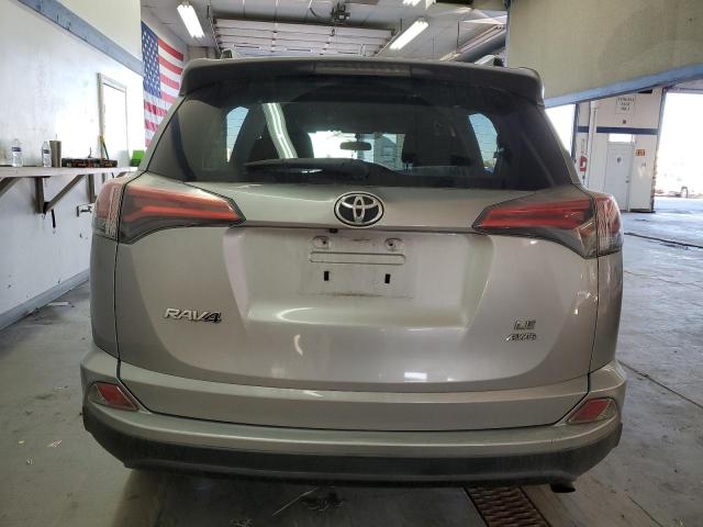 Photo 5 VIN: 2T3BFREV2GW451663 - TOYOTA RAV4 LE 