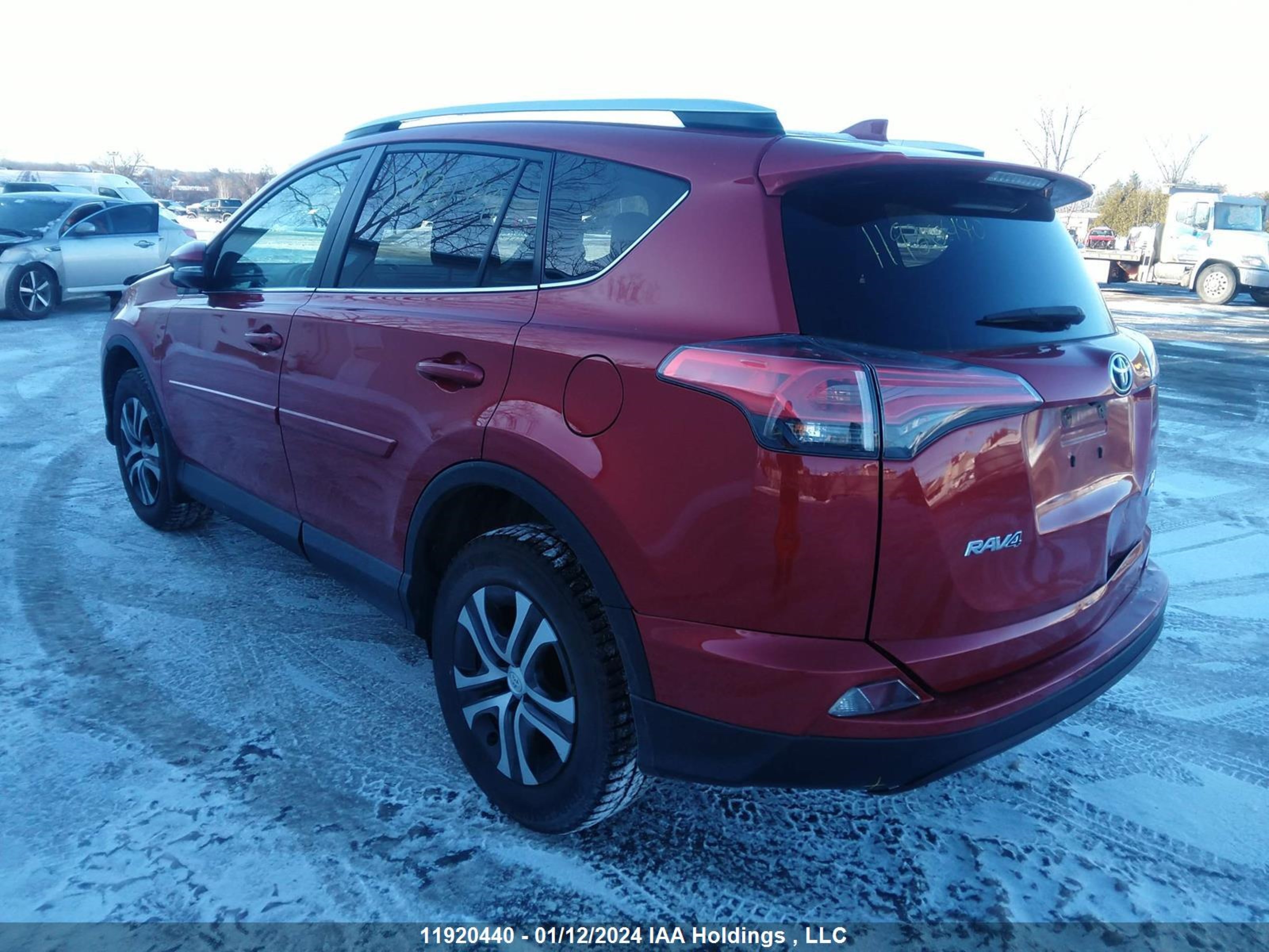 Photo 2 VIN: 2T3BFREV2GW468236 - TOYOTA RAV 4 