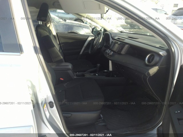 Photo 4 VIN: 2T3BFREV2GW513417 - TOYOTA RAV4 