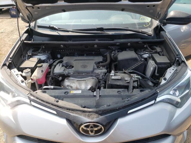 Photo 10 VIN: 2T3BFREV2HW650780 - TOYOTA RAV4 LE 