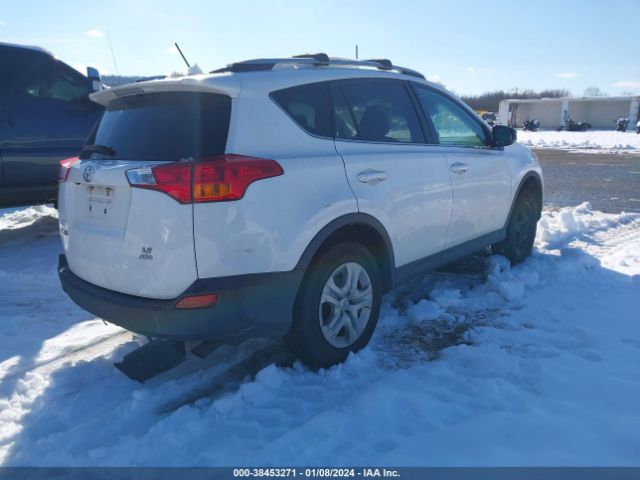 Photo 3 VIN: 2T3BFREV3EW157296 - TOYOTA RAV4 