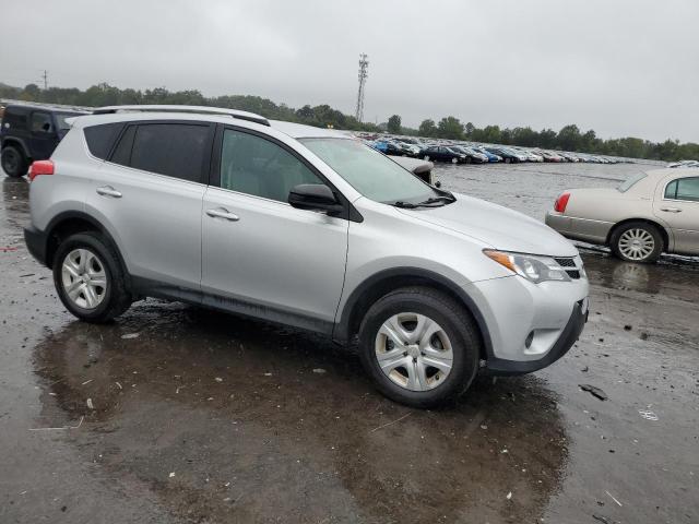 Photo 3 VIN: 2T3BFREV3FW269789 - TOYOTA RAV4 LE 