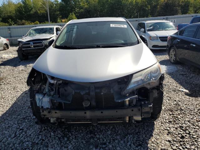 Photo 4 VIN: 2T3BFREV3FW279139 - TOYOTA RAV4 LE 