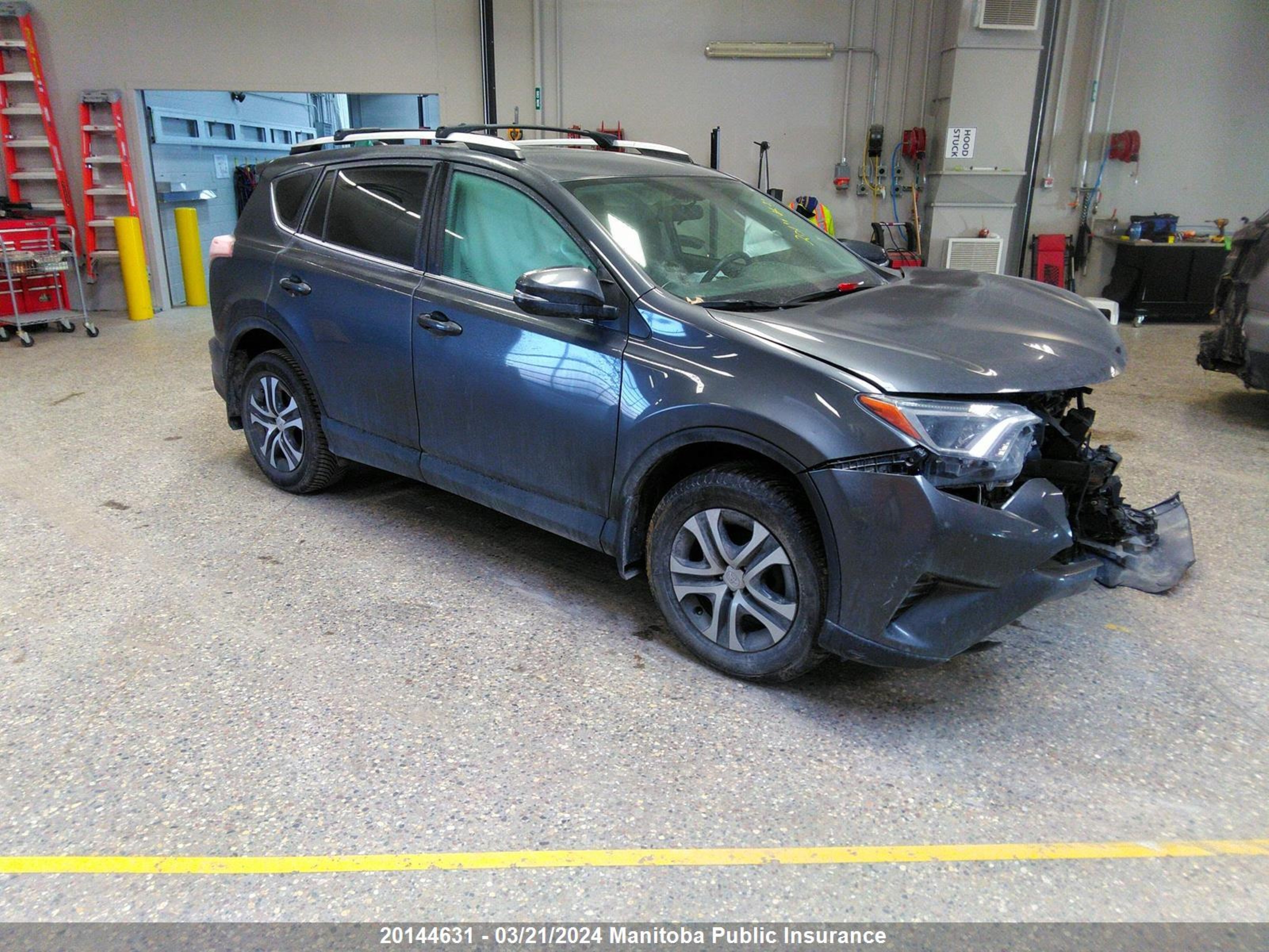 Photo 0 VIN: 2T3BFREV3GW431826 - TOYOTA RAV 4 