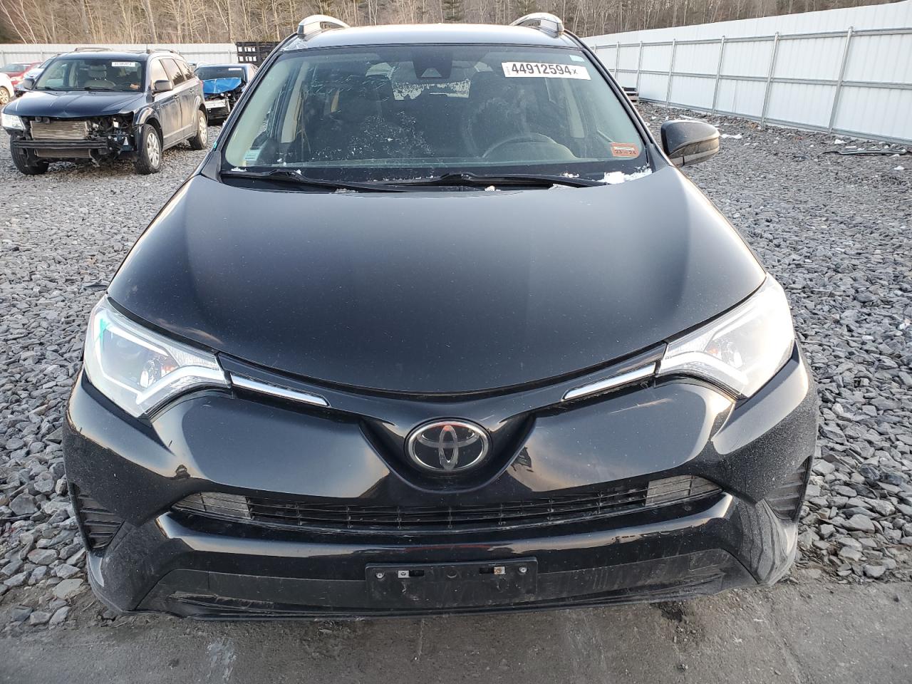 Photo 4 VIN: 2T3BFREV3HW671458 - TOYOTA RAV 4 