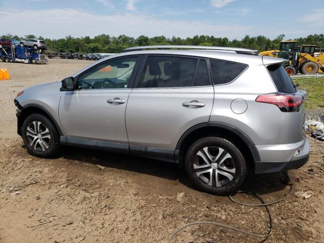 Photo 1 VIN: 2T3BFREV3JW714900 - TOYOTA RAV4 LE 