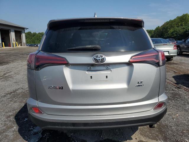 Photo 5 VIN: 2T3BFREV3JW740445 - TOYOTA RAV4 LE 