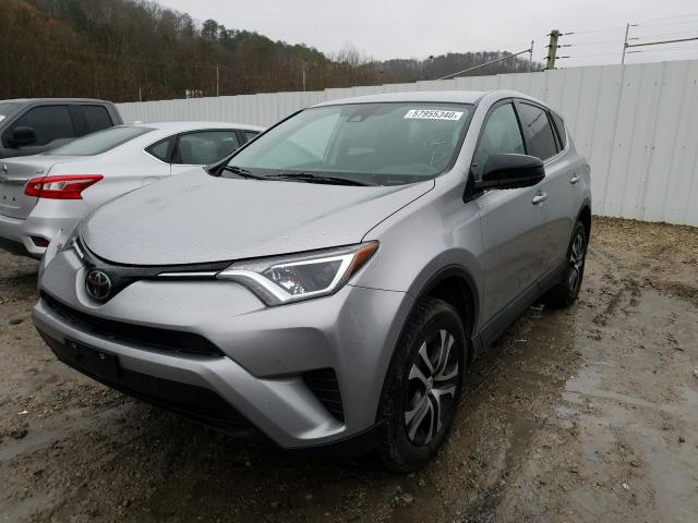 Photo 1 VIN: 2T3BFREV3JW775812 - TOYOTA RAV4 LE 