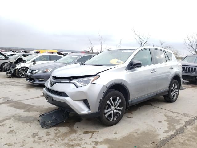 Photo 1 VIN: 2T3BFREV3JW788012 - TOYOTA RAV4 LE 