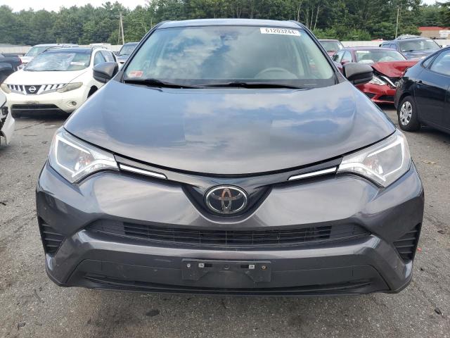 Photo 4 VIN: 2T3BFREV3JW850489 - TOYOTA RAV4 LE 