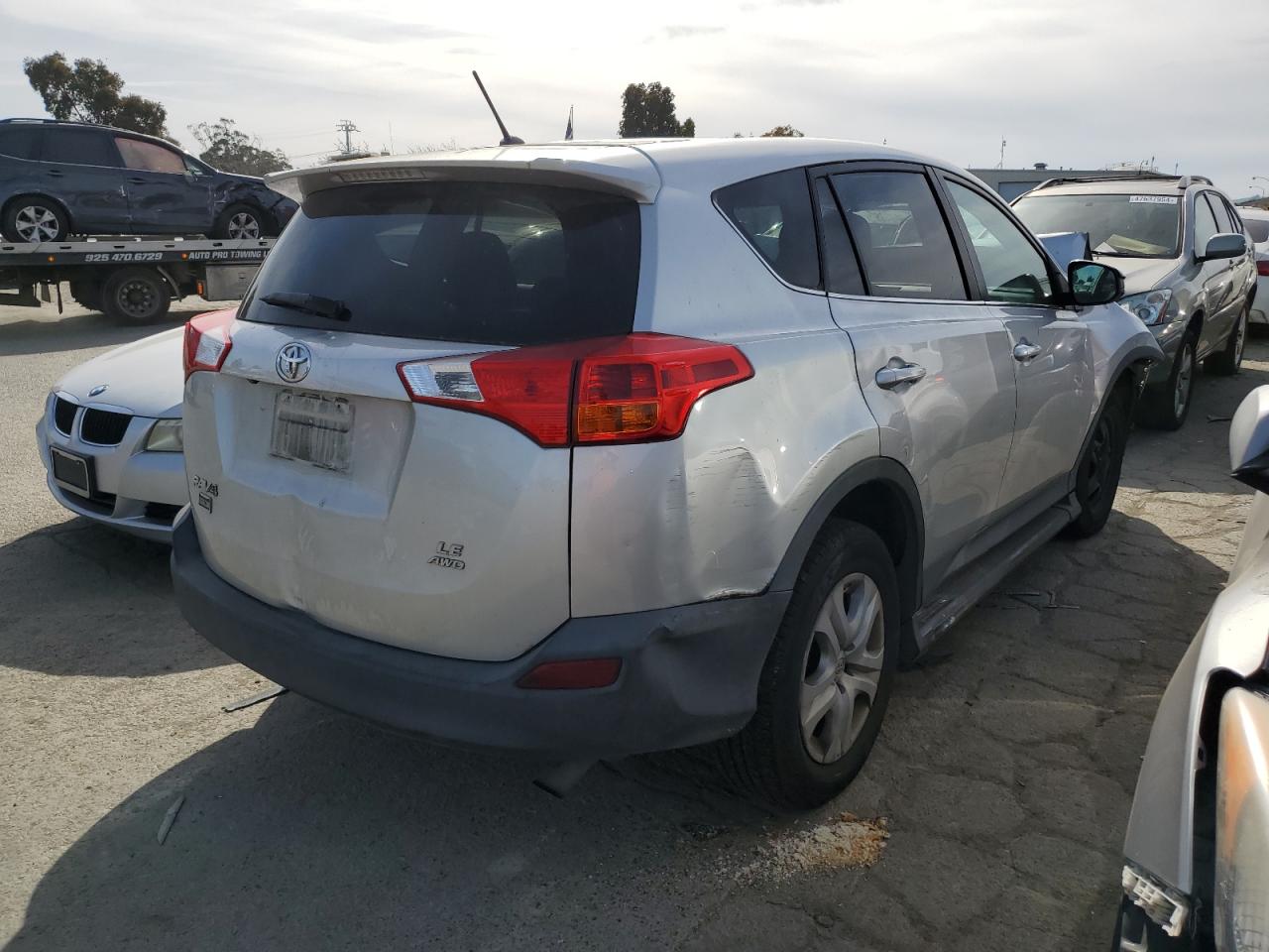 Photo 2 VIN: 2T3BFREV4DW043354 - TOYOTA RAV 4 