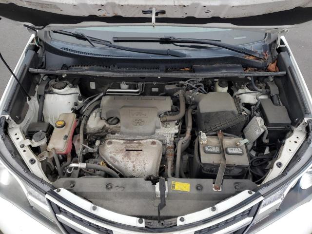 Photo 11 VIN: 2T3BFREV4FW233125 - TOYOTA RAV4 LE 