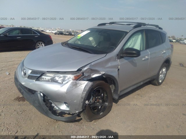 Photo 1 VIN: 2T3BFREV4FW262317 - TOYOTA RAV4 