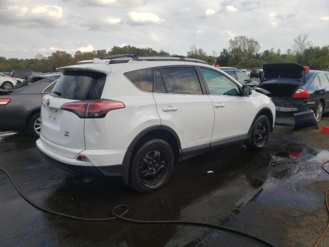 Photo 2 VIN: 2T3BFREV4GW415490 - TOYOTA RAV4 LE 