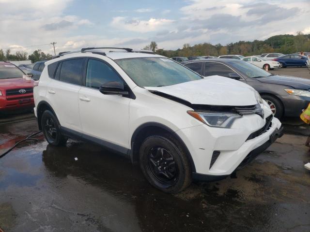 Photo 3 VIN: 2T3BFREV4GW415490 - TOYOTA RAV4 LE 