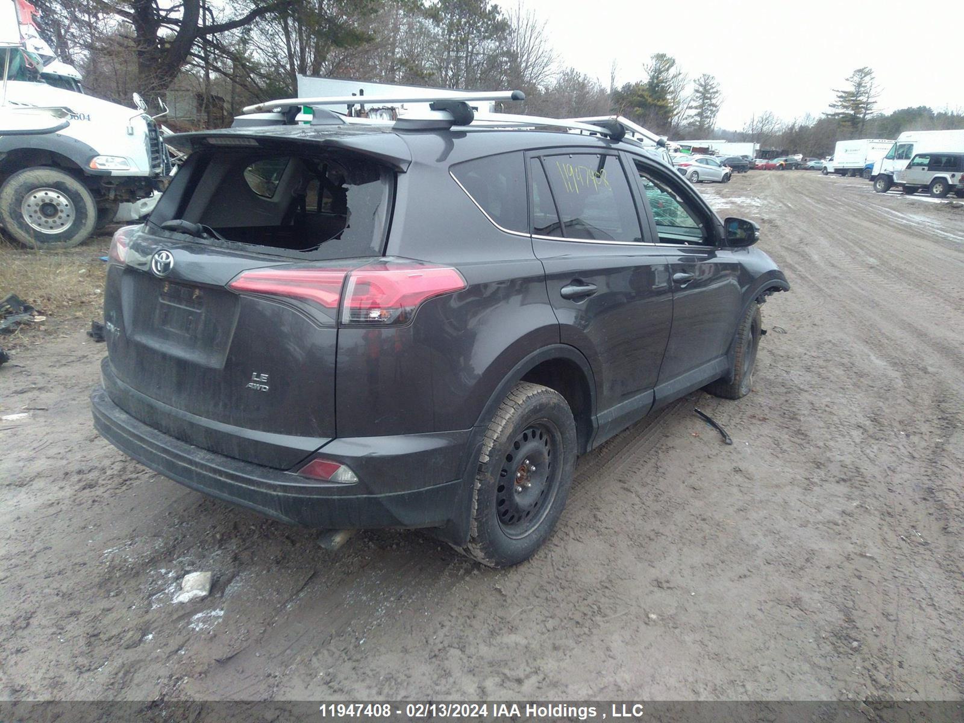 Photo 3 VIN: 2T3BFREV4HW633821 - TOYOTA RAV 4 