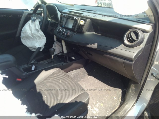 Photo 4 VIN: 2T3BFREV4HW663983 - TOYOTA RAV4 