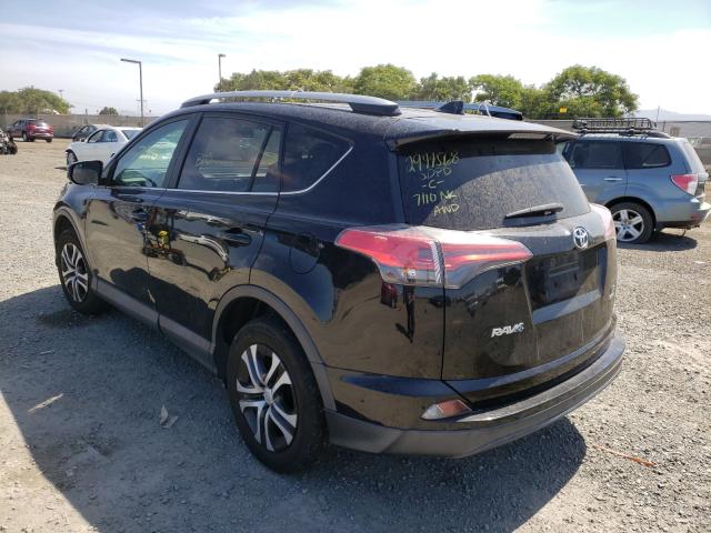 Photo 2 VIN: 2T3BFREV4JW715070 - TOYOTA RAV4 LE 