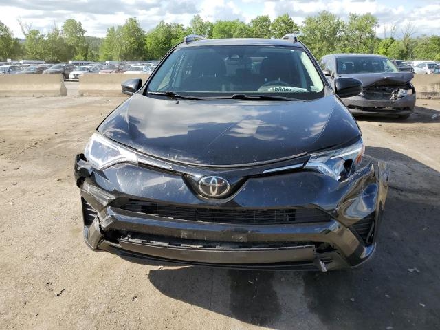 Photo 4 VIN: 2T3BFREV4JW760994 - TOYOTA RAV4 LE 