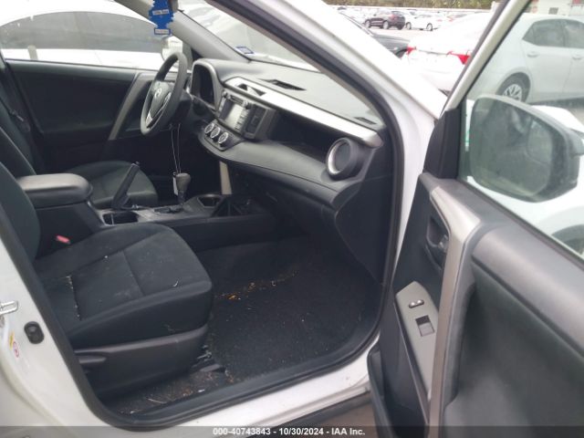 Photo 4 VIN: 2T3BFREV4JW777519 - TOYOTA RAV4 