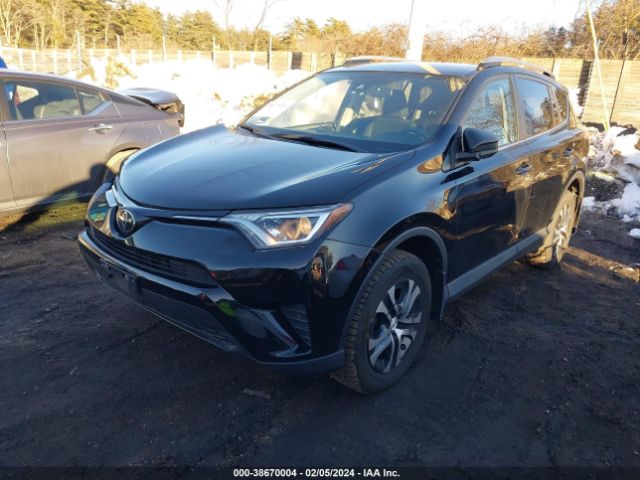 Photo 1 VIN: 2T3BFREV4JW831014 - TOYOTA RAV4 