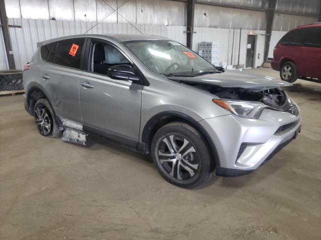 Photo 3 VIN: 2T3BFREV4JW847455 - TOYOTA RAV4 LE 