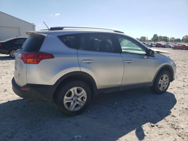 Photo 2 VIN: 2T3BFREV5EW195225 - TOYOTA RAV4 LE 