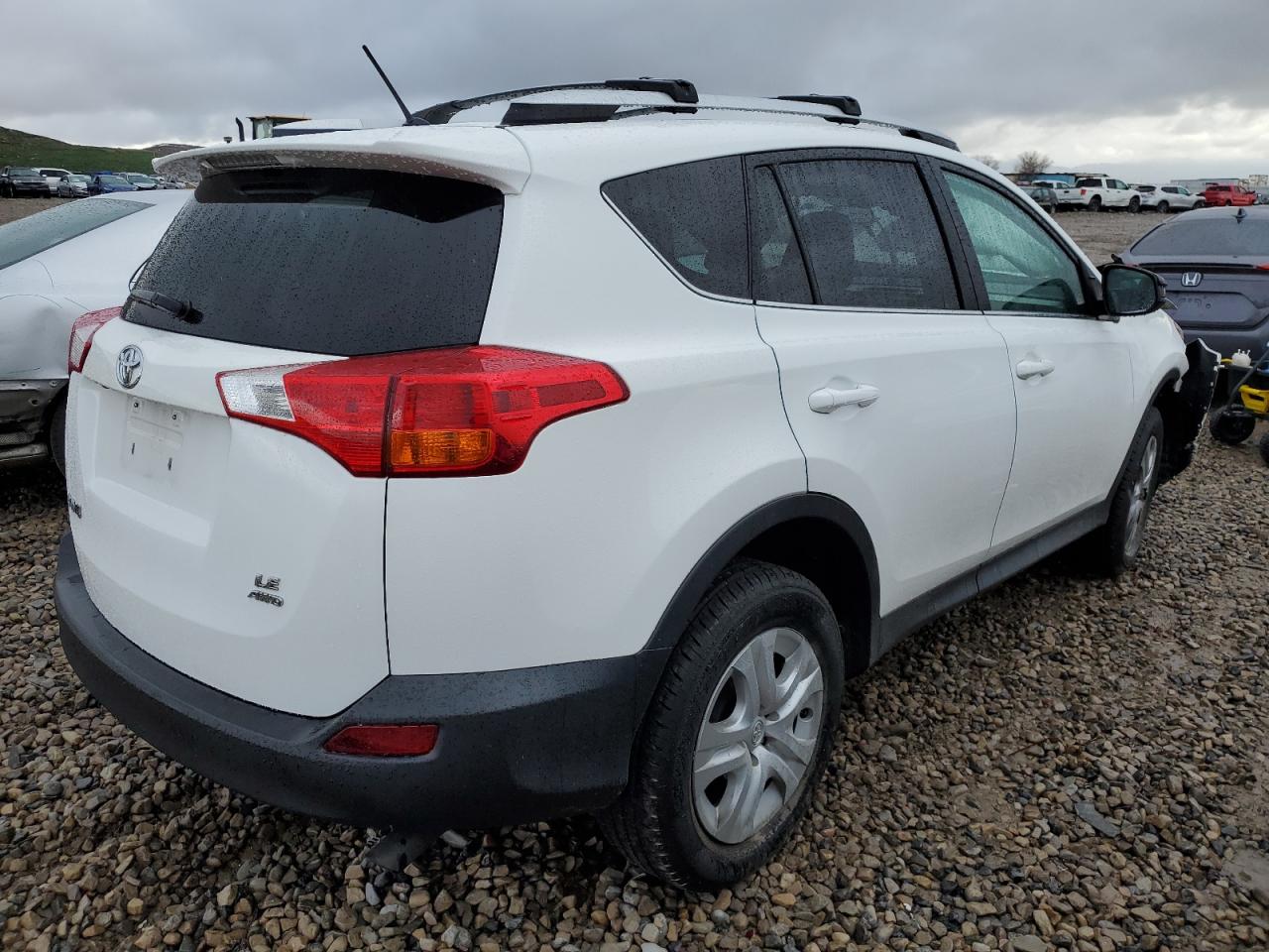 Photo 2 VIN: 2T3BFREV5FW264500 - TOYOTA RAV 4 