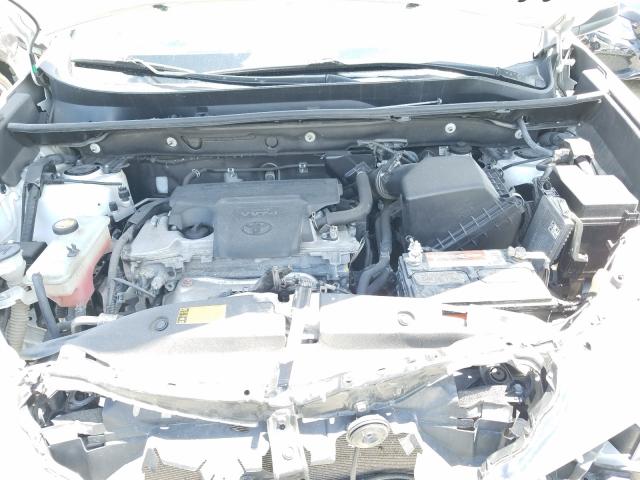 Photo 6 VIN: 2T3BFREV5FW326672 - TOYOTA RAV4 LE 