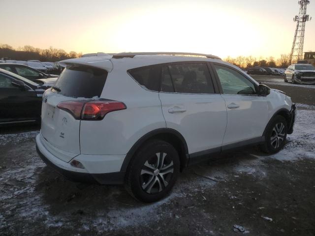 Photo 2 VIN: 2T3BFREV5GW420214 - TOYOTA RAV4 LE 